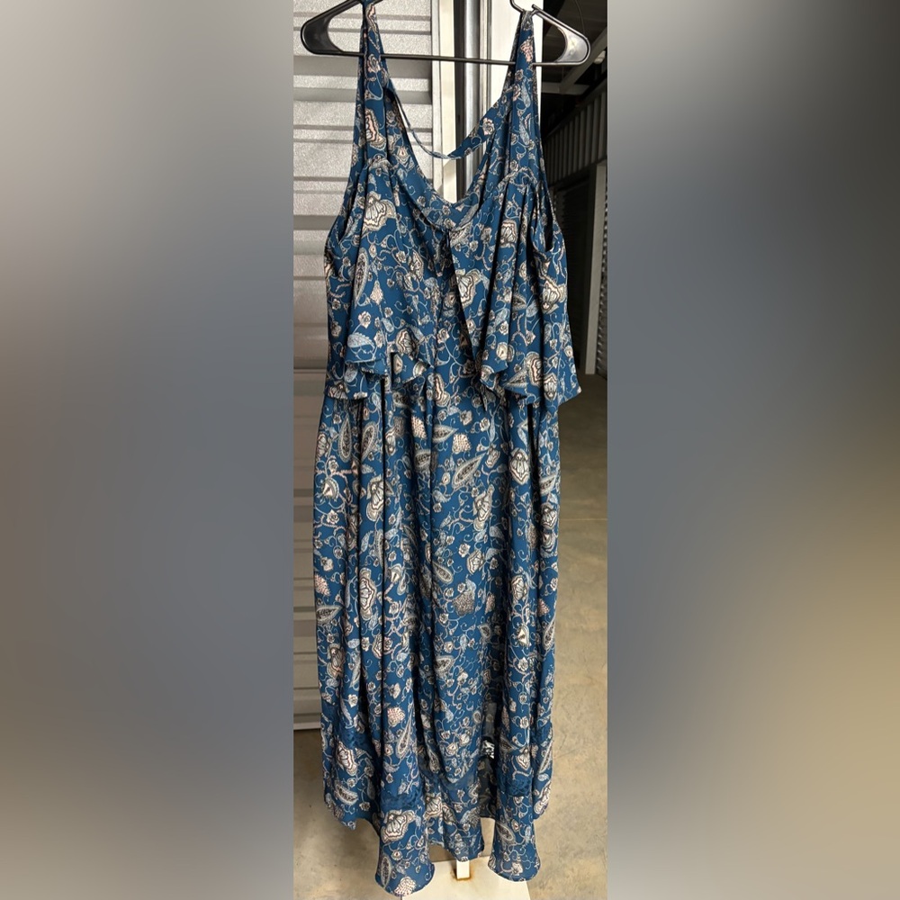 Plus size boutique brand dress - Picture 2 of 2